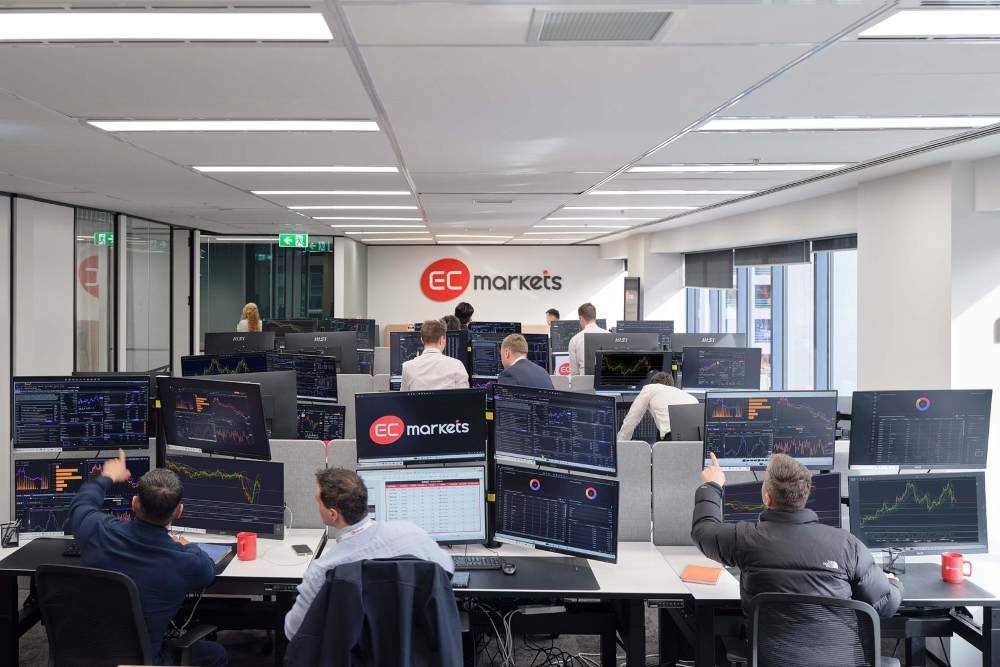 Nền Tảng Giao Dịch Ec Markets Cung Cấp